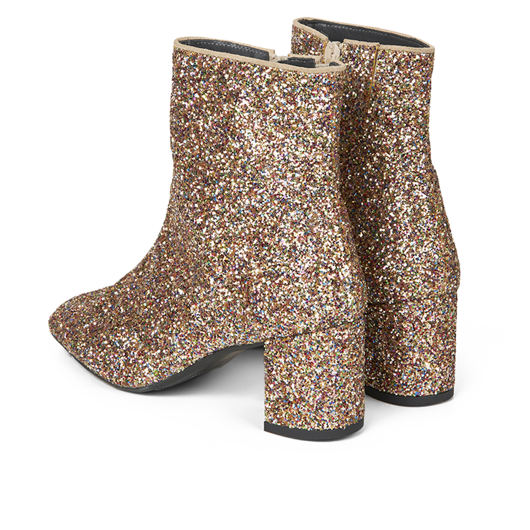 Funklende glitterstøvlet