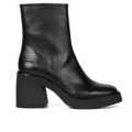 Skulpturel læderstøvlet