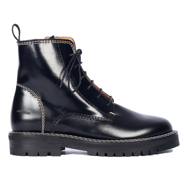 Snørestøvle med dekorative kontraststikninger