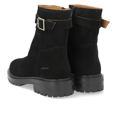 Støvle med dekorativ spændedetalje